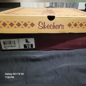 Skeckers winter snow boots